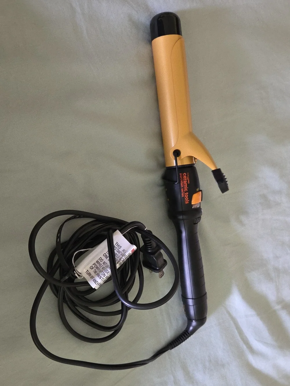 New Gold Ceramic Curling Iron - Women Hair Styling